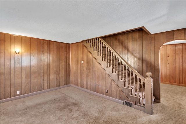 123 High St, Findlay Twp, PA 15126