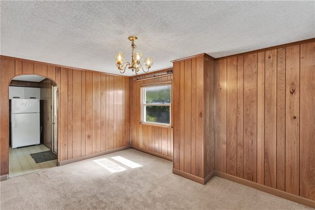 123 High St, Findlay Twp, PA 15126