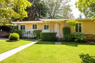 1005 Stradella, Los Angeles, CA 90077