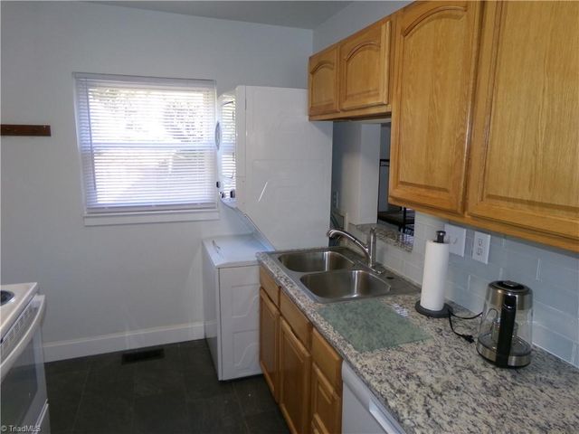 2507 Miller Park Circle B, Winston-salem, NC 27103
