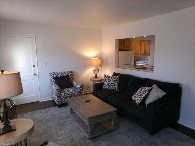 2507 Miller Park Circle B, Winston-salem, NC 27103