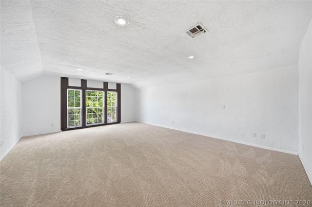 3928 E 60th Place, Tulsa, OK 74135