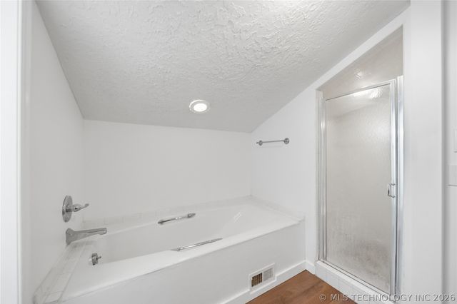 3928 E 60th Place, Tulsa, OK 74135
