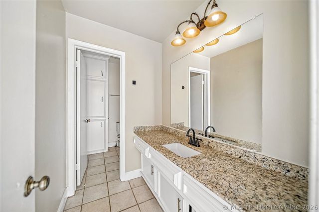 3928 E 60th Place, Tulsa, OK 74135