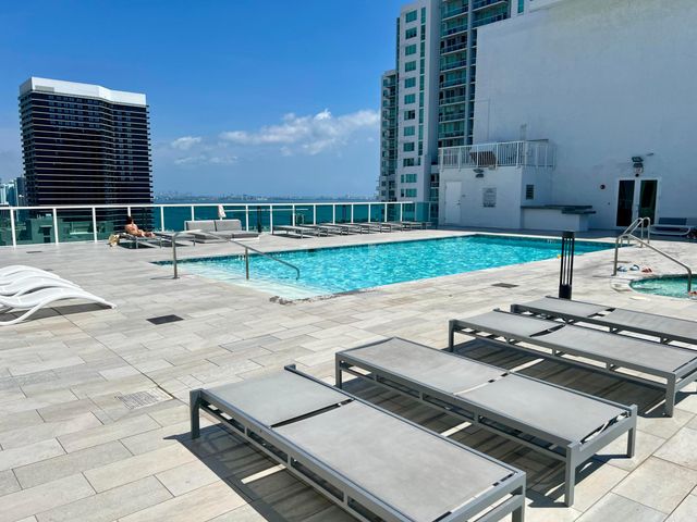 133 NE 2nd Avenue 1006, Miami, FL 33132