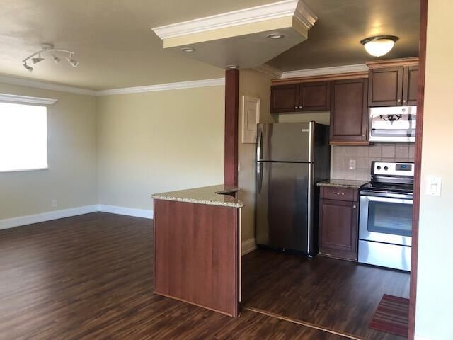 662 Saxony Trail N, Delray Beach, FL 33446