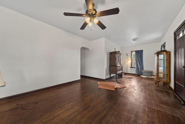 2637 Brown Road, Grove City, OH 43123