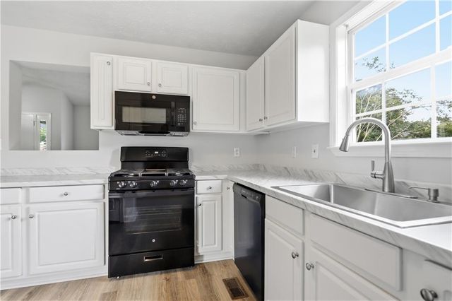 31 Stiles Court SW, Cartersville, GA 30120