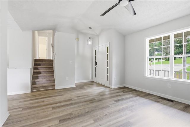 31 Stiles Court SW, Cartersville, GA 30120