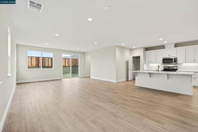 5609 Majestic Oak Way, Antioch, CA 94531