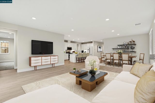 5609 Majestic Oak Way, Antioch, CA 94531