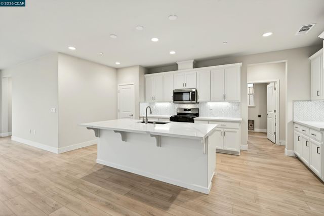 5609 Majestic Oak Way, Antioch, CA 94531