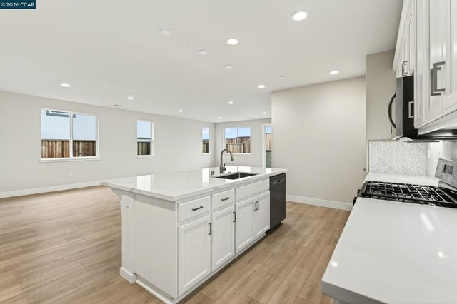 5609 Majestic Oak Way, Antioch, CA 94531