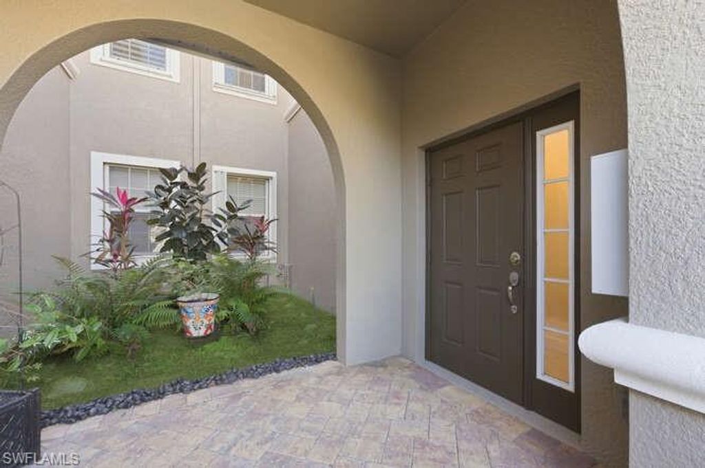 10351 Glastonbury CIR 202, FORT MYERS, FL 33913 — photo 3