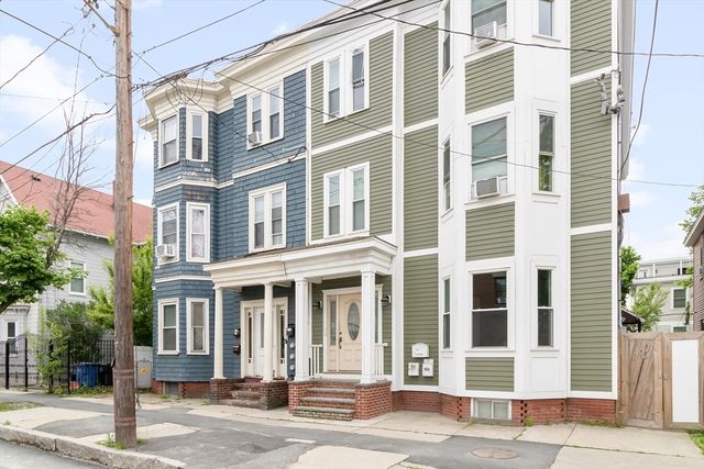 757 Broadway 1, Chelsea, MA 02150