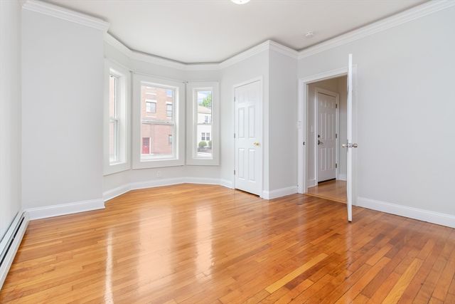 757 Broadway 1, Chelsea, MA 02150