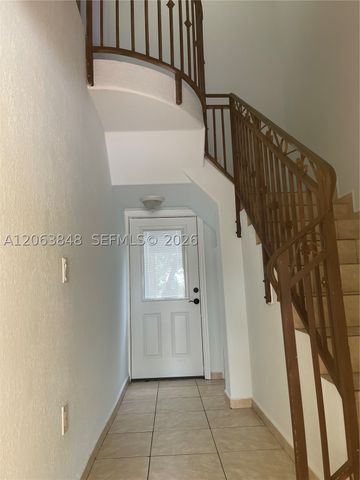 7380 NW 174th Ter 204, Hialeah, FL 33015