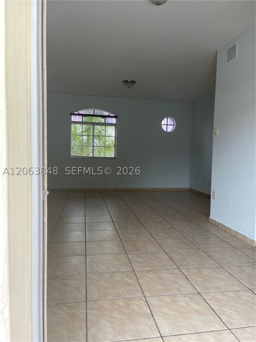 7380 NW 174th Ter 204, Hialeah, FL 33015