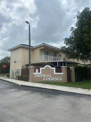 7380 NW 174th Ter 204, Hialeah, FL 33015