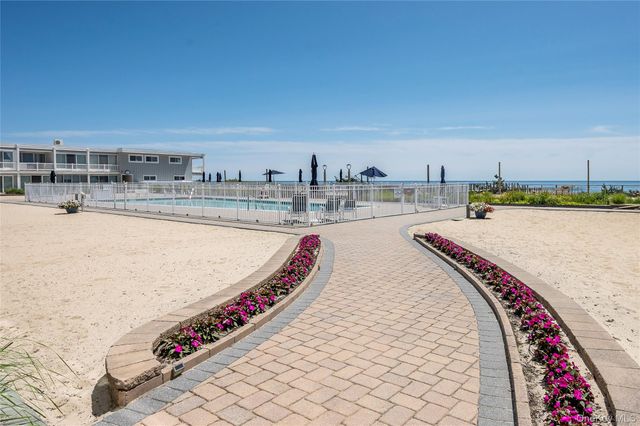 585 Dune A18, Westhampton, NY 11977