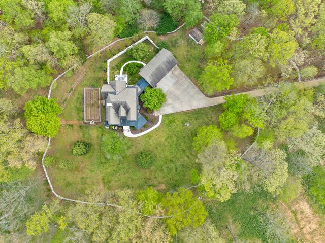 515 Cox Hollow Rd, Dover, TN 37058