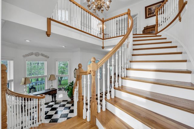 515 Cox Hollow Rd, Dover, TN 37058