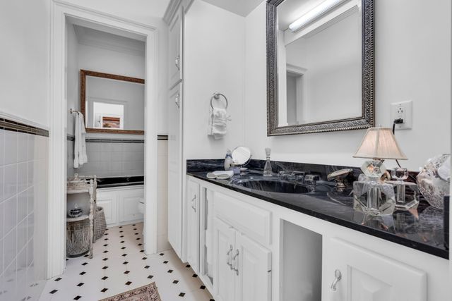 515 Cox Hollow Rd, Dover, TN 37058