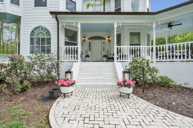 515 Cox Hollow Rd, Dover, TN 37058