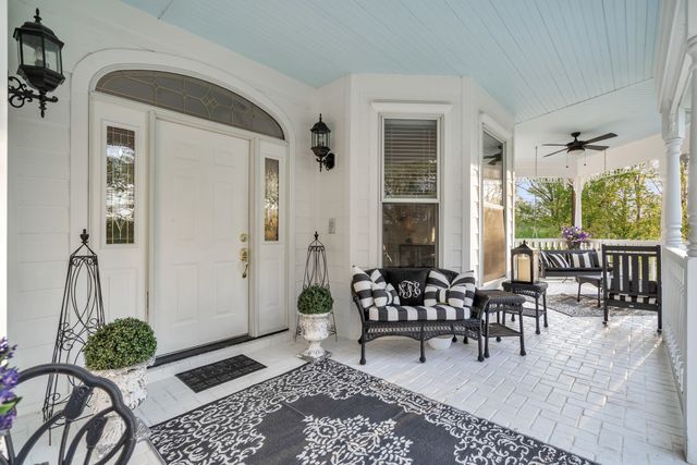 515 Cox Hollow Rd, Dover, TN 37058