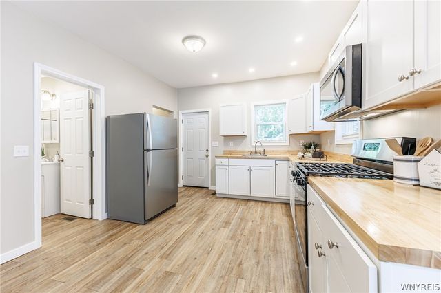 1239 Plymouth Avenue South, Rochester, NY 14611