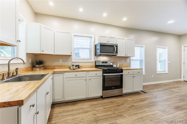 1239 Plymouth Avenue South, Rochester, NY 14611