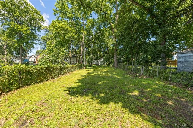 1239 Plymouth Avenue South, Rochester, NY 14611