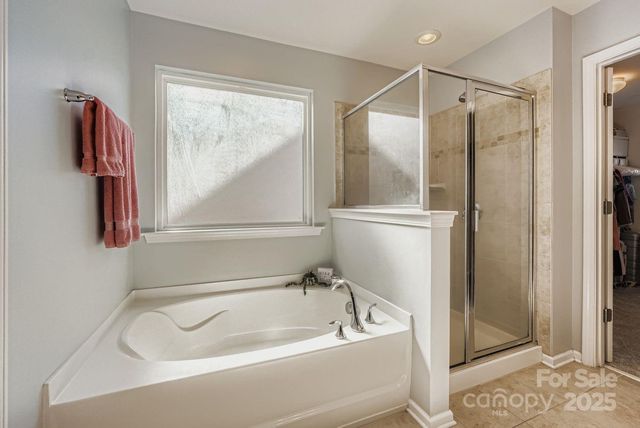 9301 Swimming Drive, Harrisburg, NC 28075