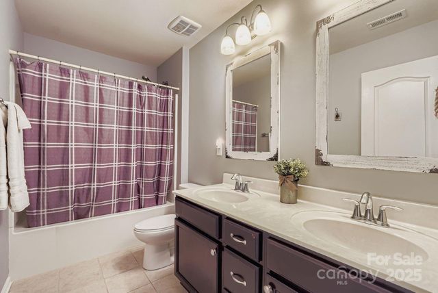 9301 Swimming Drive, Harrisburg, NC 28075