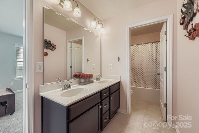 9301 Swimming Drive, Harrisburg, NC 28075