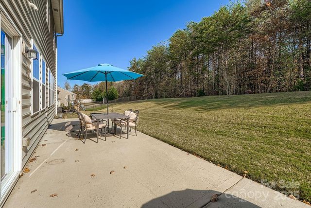 9301 Swimming Drive, Harrisburg, NC 28075