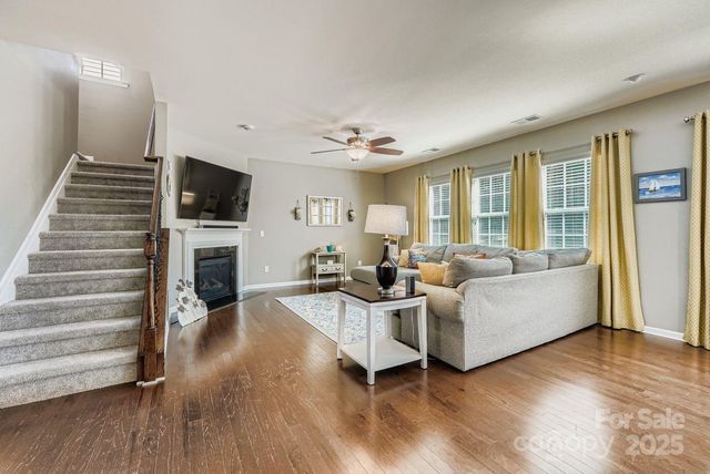 9301 Swimming Drive, Harrisburg, NC 28075