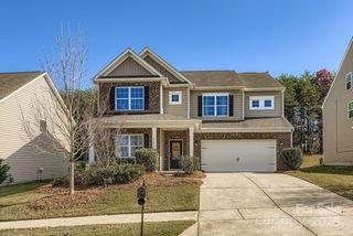 9301 Swimming Drive, Harrisburg, NC 28075