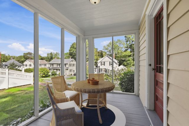 32 Enmore St, Andover, MA 01810