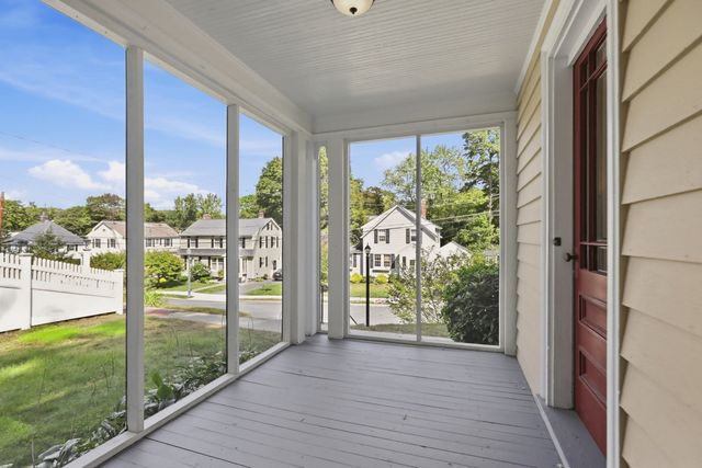 32 Enmore St, Andover, MA 01810
