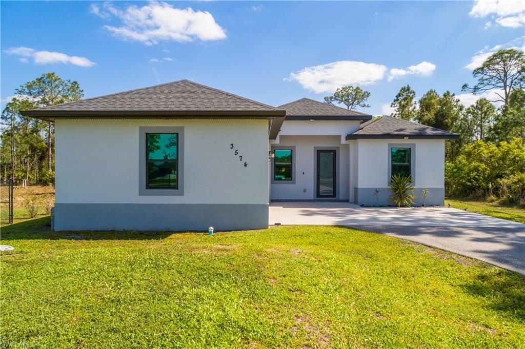 3574 50th AVE NE, NAPLES, FL 34120 — photo 2