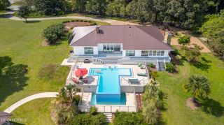 101 Elizabeth Road, Elizabethtown, NC 28337