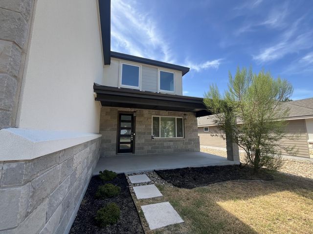 403 Summit Ridge DR N, Point Venture, TX 78645