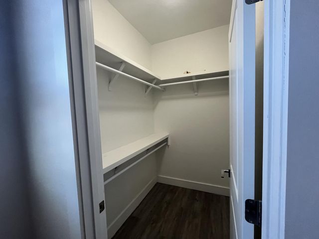 403 Summit Ridge DR N, Point Venture, TX 78645