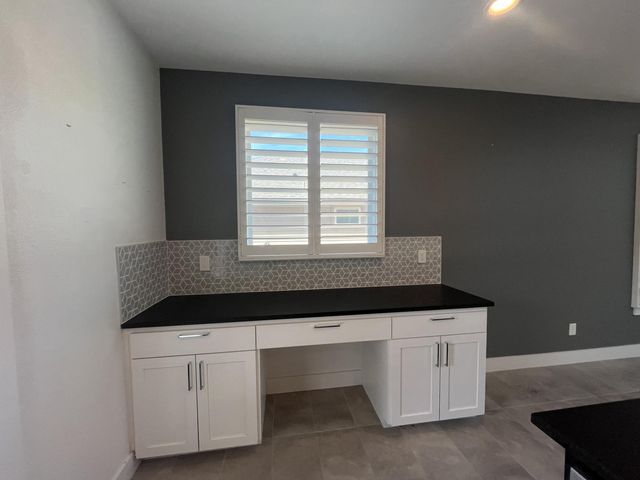 403 Summit Ridge DR N, Point Venture, TX 78645