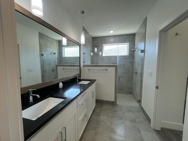403 Summit Ridge DR N, Point Venture, TX 78645