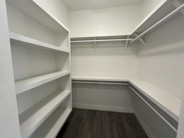 403 Summit Ridge DR N, Point Venture, TX 78645