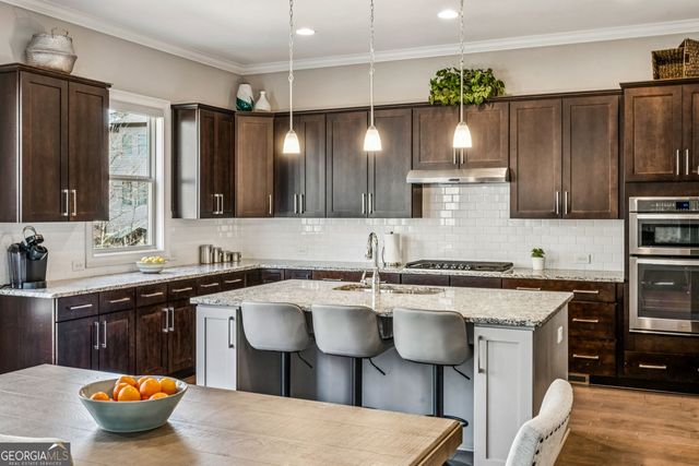 1284 Nash Springs Circle, Lilburn, GA 30047
