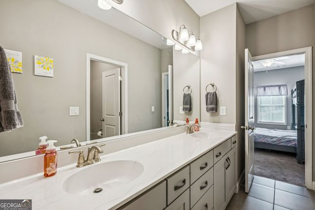 1284 Nash Springs Circle, Lilburn, GA 30047