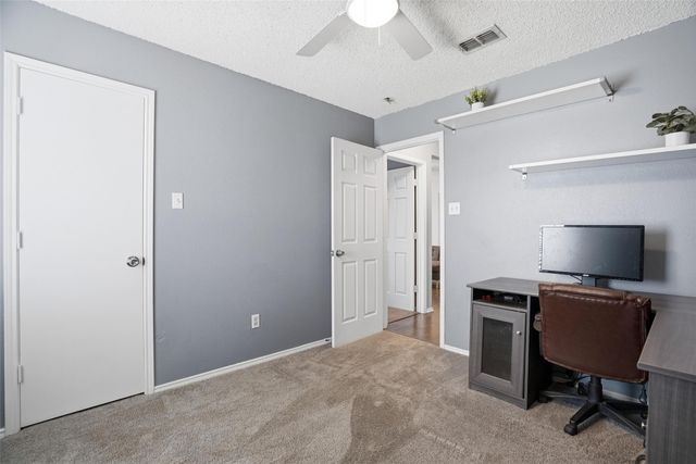 637 Cedar Ridge Lane, Burleson, TX 76028